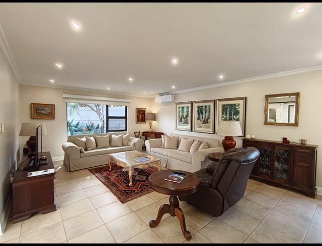 4 BEDROOM HOUSE FOR SALE IN PORT ZIMBALI ESTATE